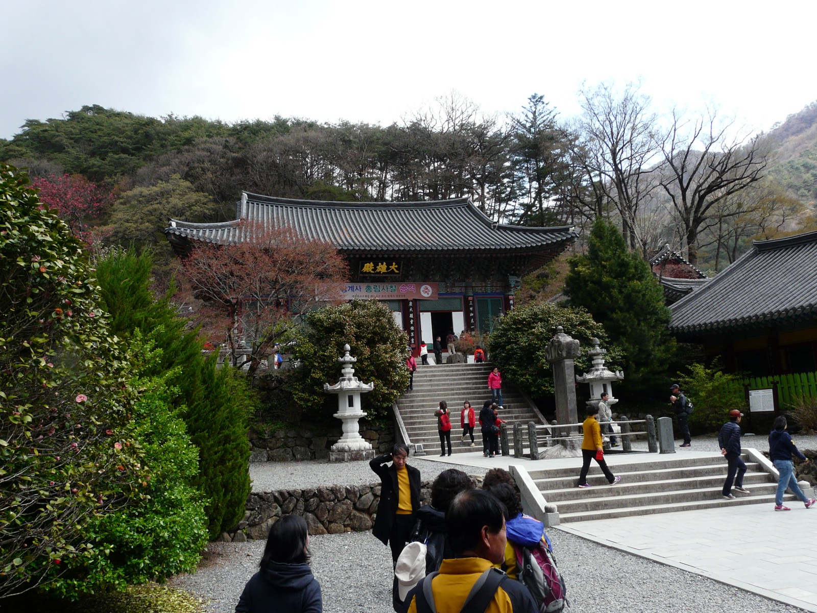 하동 지리산 쌍계사 — 진감선사비가 서 있는 절. CC BY-SA 3.0 · Piotrus · Wikimedia Commons